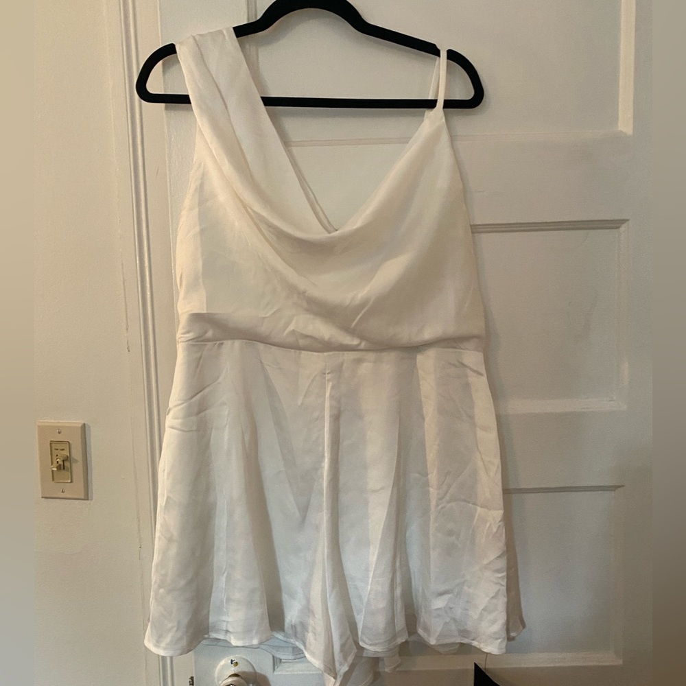 Lulu’s Silky white romper